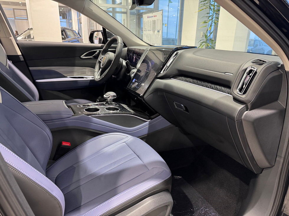 Hongqi HS3 Делюкс (Deluxe), черный