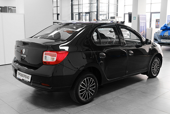 Renault Logan Confort, 2016 года, пробег 105000 км