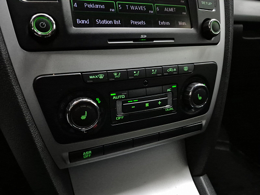 Skoda Octavia Elegance, 2011 года, пробег 277909 км