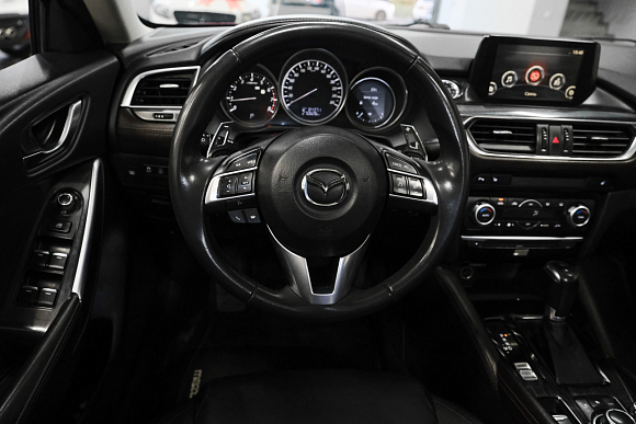Mazda 6 Supreme, 2015 года, пробег 270000 км