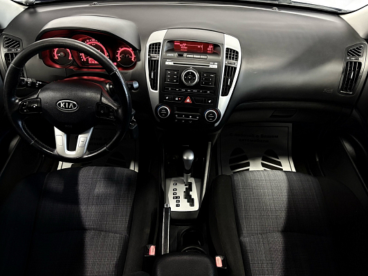 Kia Ceed Prestige, 2011 года, пробег 161000 км