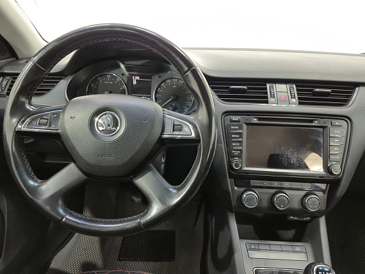 Skoda Octavia Hockey Edition, 2015 года, пробег 161489 км
