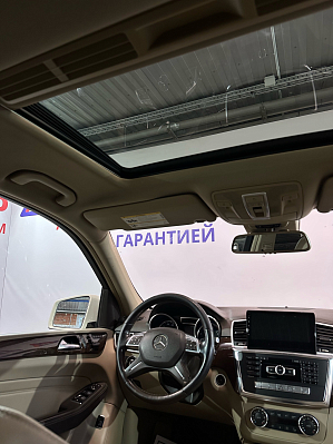 Mercedes-Benz M-Класс, 2011 года, пробег 313000 км