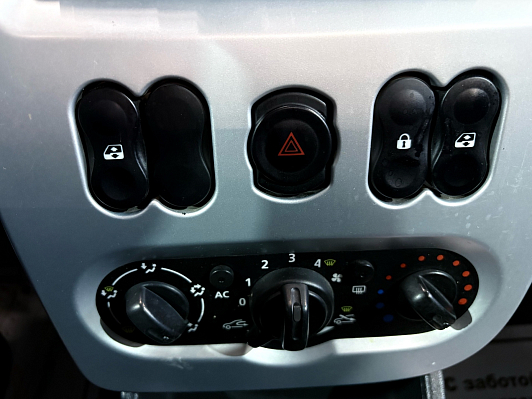 Renault Sandero, 2014 года, пробег 213208 км