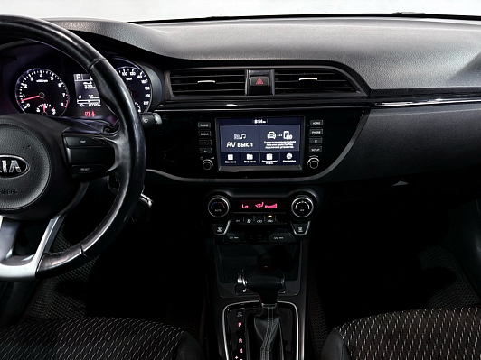 Kia Rio Лига Европы, 2018 года, пробег 117718 км