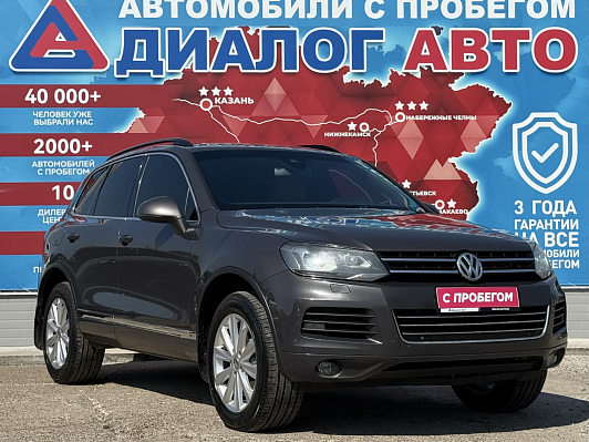 Volkswagen Touareg, 2011 года, пробег 195000 км