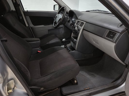 Lada (ВАЗ) Priora, 2009 года, пробег 258739 км