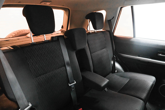 Suzuki Grand Vitara, 2012 года, пробег 263000 км