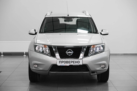 Nissan Terrano Elegance, 2019 года, пробег 20000 км