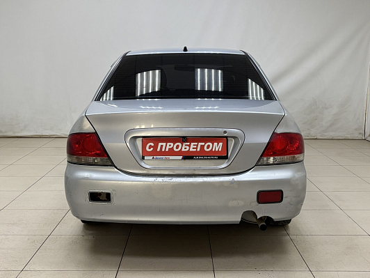 Mitsubishi Lancer, 2005 года, пробег 270000 км