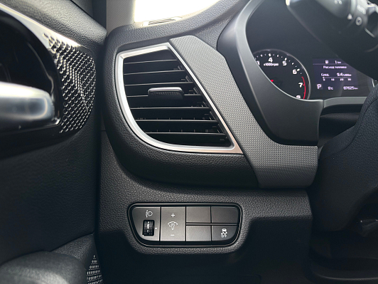 Kia Seltos Luxe, 2021 года, пробег 87328 км