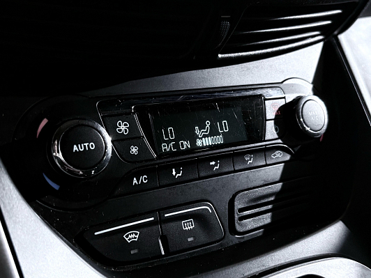 Ford Kuga Trend Plus, 2013 года, пробег 237000 км