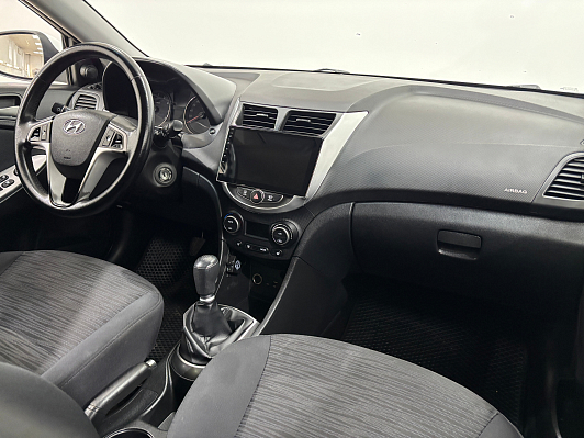 Hyundai Solaris, 2016 года, пробег 200428 км