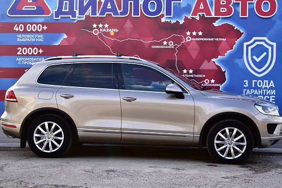 Volkswagen Touareg Wolfsburg Edition, 2015 года, пробег 215800 км
