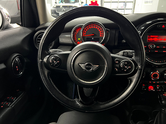 Mini Hatch Cooper, 2018 года, пробег 176000 км