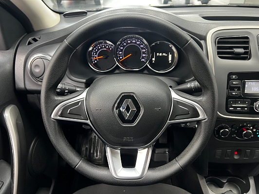 Renault Logan Stepway Life, 2020 года, пробег 91613 км