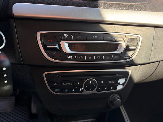 Renault Megane, 2011 года, пробег 375300 км