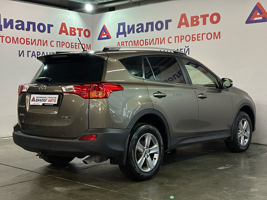 Toyota RAV4, 2014 года, пробег 137180 км