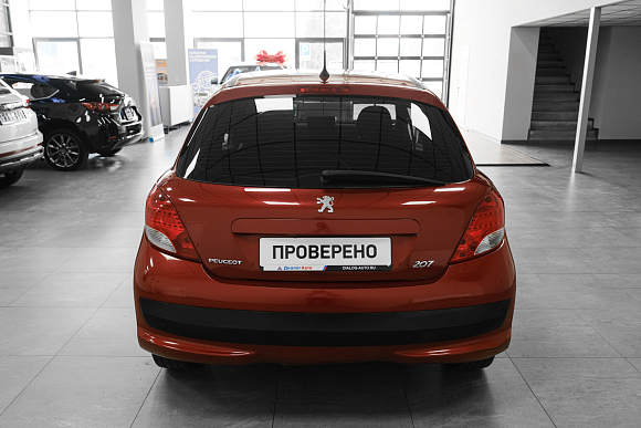 Peugeot 207, 2010 года, пробег 189000 км