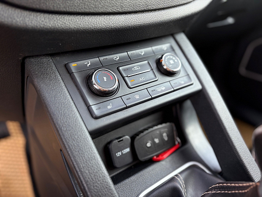FAW Besturn X40 Luxury, 2019 года, пробег 46888 км