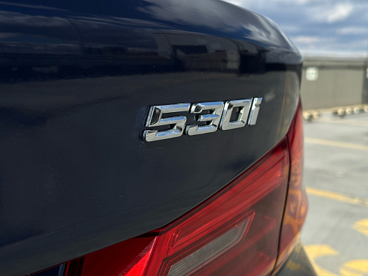 BMW 5 серии 530i xDrive Luxury, 2017 года, пробег 235000 км