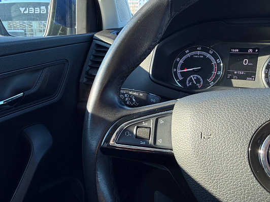 Skoda Karoq Ambition, 2020 года, пробег 159644 км