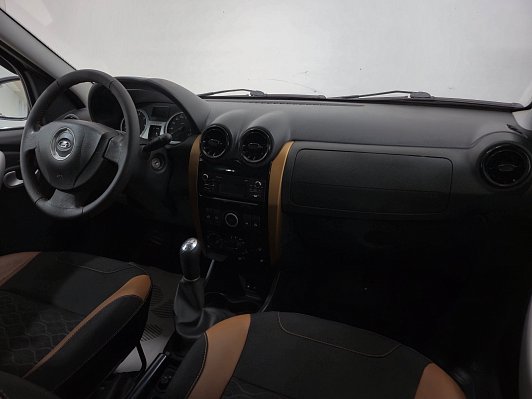 Lada (ВАЗ) Largus Quest (5 мест), 2020 года, пробег 118250 км