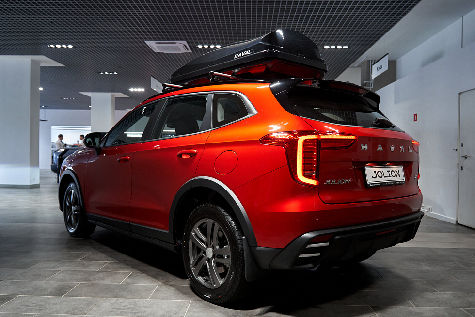 Haval Jolion Техно +, красный