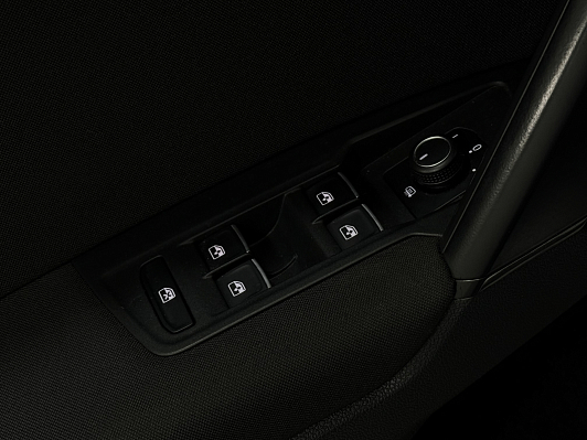 Volkswagen Tiguan, 2018 года, пробег 119000 км