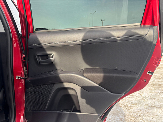 Mitsubishi Outlander Instyle, 2010 года, пробег 159500 км