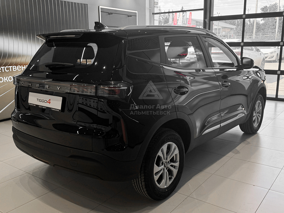 Chery Tiggo 4 MT Line, черный