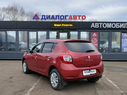 Renault Sandero Privilege, 2015 года, пробег 145000 км