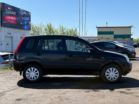 Ford Fusion Trend, 2005 года, пробег 192655 км