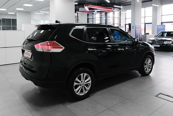 Nissan X-Trail, 2017 года, пробег 107000 км