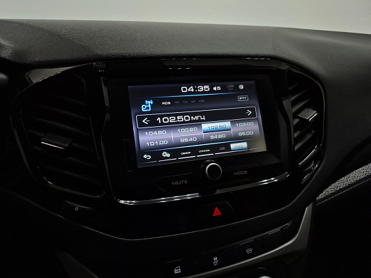 Lada (ВАЗ) Vesta Luxe Prestige, 2019 года, пробег 84533 км