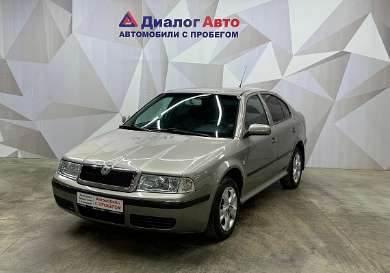Skoda Octavia, 2007 года, пробег 233661 км