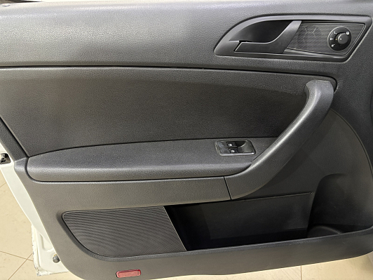 Skoda Yeti Active, 2012 года, пробег 141086 км