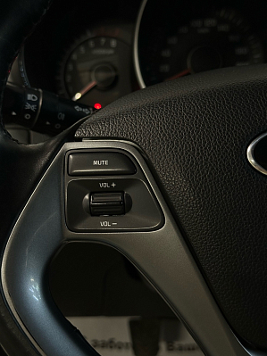 Kia Rio Luxe, 2015 года, пробег 145000 км