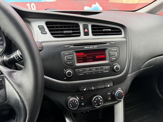 Kia Ceed Comfort, 2014 года, пробег 176212 км