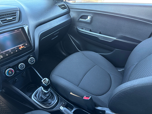 Kia Rio Comfort, 2015 года, пробег 119000 км