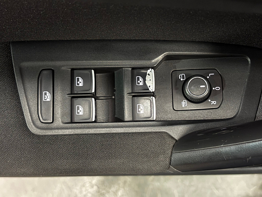 Volkswagen Tiguan Exclusive, 2018 года, пробег 151064 км