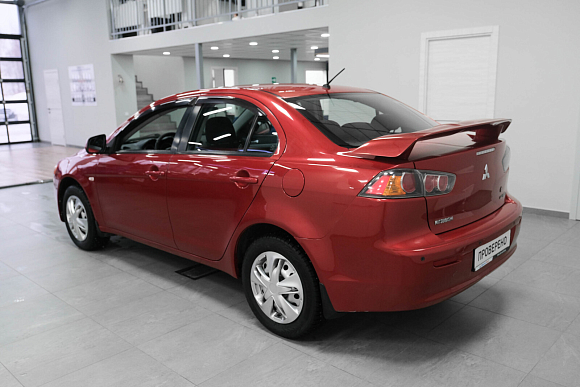 Mitsubishi Lancer, 2011 года, пробег 256000 км
