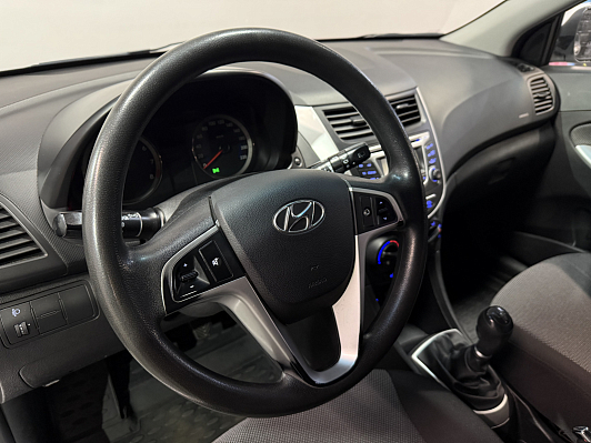 Hyundai Solaris Style, 2013 года, пробег 170000 км