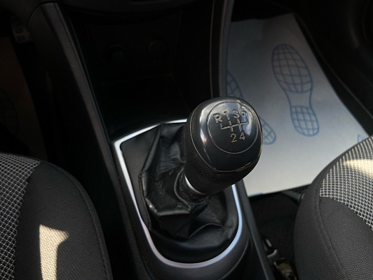 Hyundai Solaris Active, 2013 года, пробег 285000 км