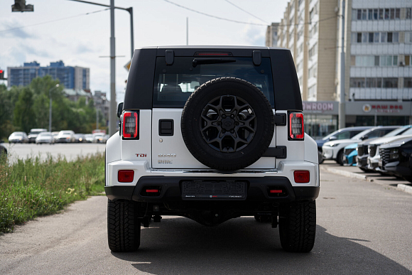 BAIC BJ40 Flagship, белый