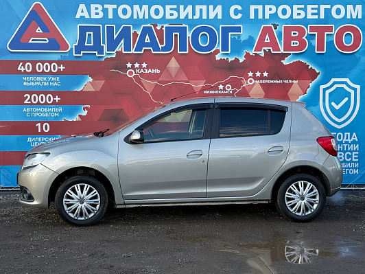 Renault Sandero Confort, 2017 года, пробег 167152 км