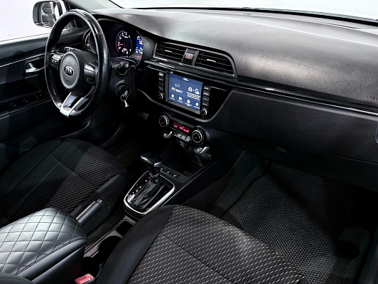 Kia Rio Лига Европы, 2018 года, пробег 117718 км