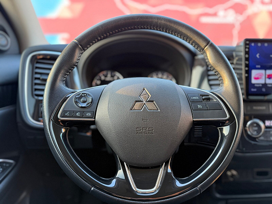 Mitsubishi Outlander, 2022 года, пробег 46200 км