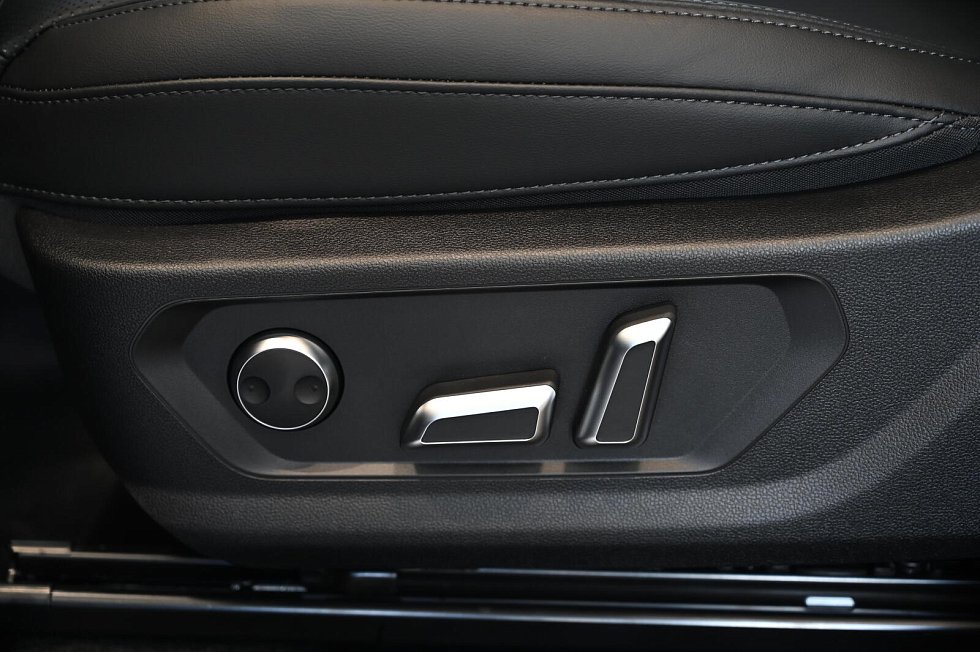 Haval F7 Премиум, голубой