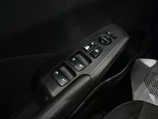 Hyundai Solaris Active, 2017 года, пробег 242018 км